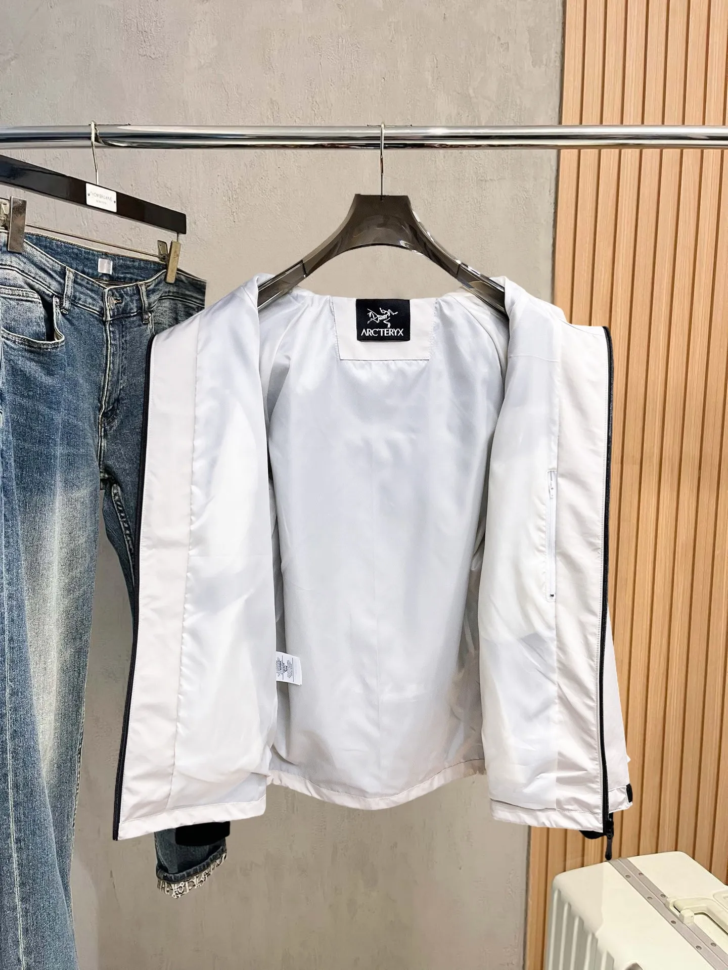 Same Style， ， 2026 New Arrival ，Original Premium Breathable ， ， ， Quality。 ， Sizes：M～3XL，
